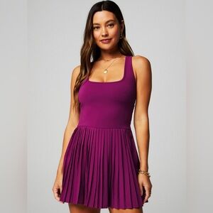 Fabletics Magenta Pleated Tennis Dress Medium Racerback Built In Shorts